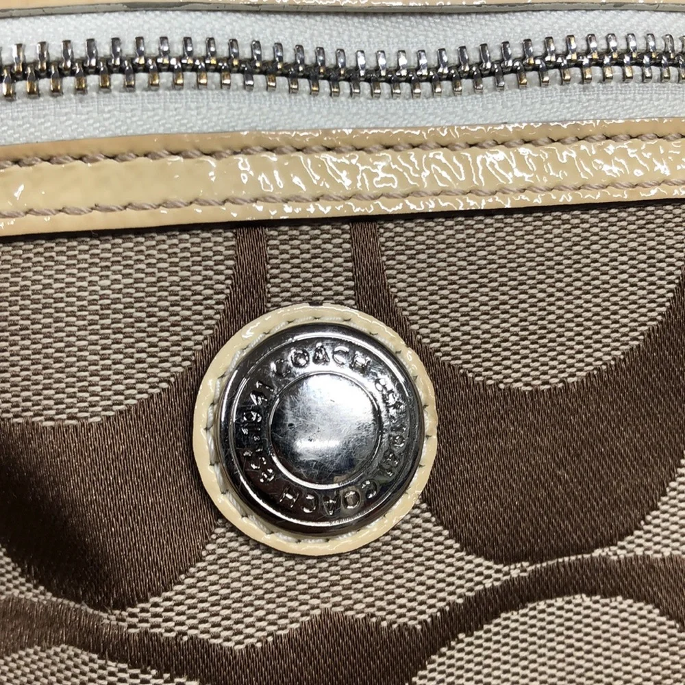 Coach‎ signature purse brown canvas